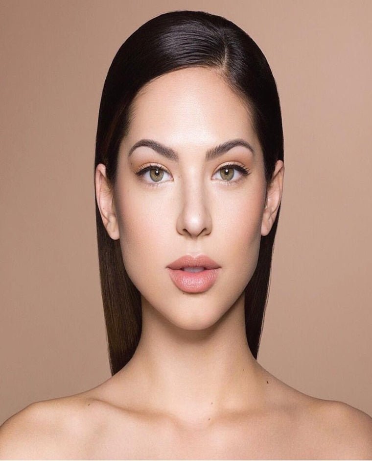 Achieve a Flawless Foundation Finish - Radiant Aura Universe
